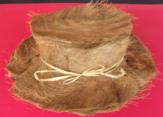 Le chapeau de Granmerkal et de Gramoun Le chapeau de Granmerkal et de Gramoun