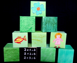 Atelier Fabrication des décors cubes du spectacle Atelier Fabrication des décors cubes du spectacle